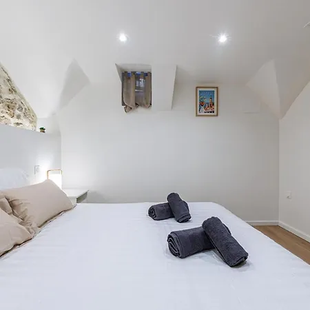 Charming 3-room Old * أنتيب